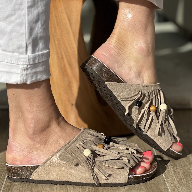 Mules Damart Femme Avec Strass - Marron Taille 39, Semelle Caoutchouc, Confort Et Style